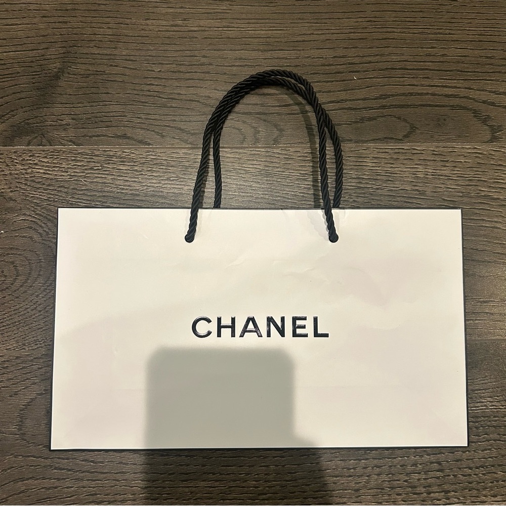 CHANEL Cosmetics Paper Shopping Bag - Picture 4 of 9
